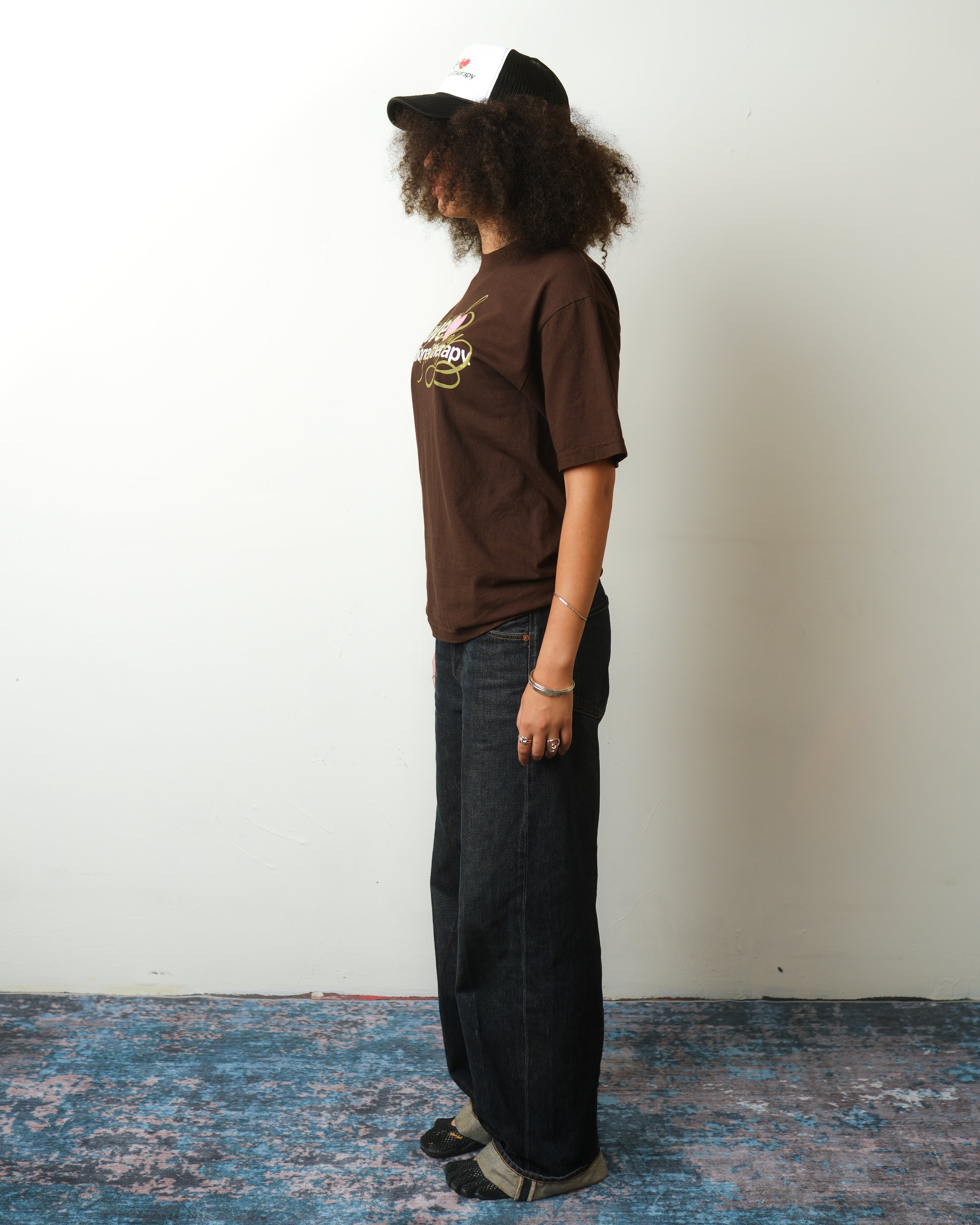 WE 🩷 EMOTIONAL THERAPY T-SHIRT (BROWN)