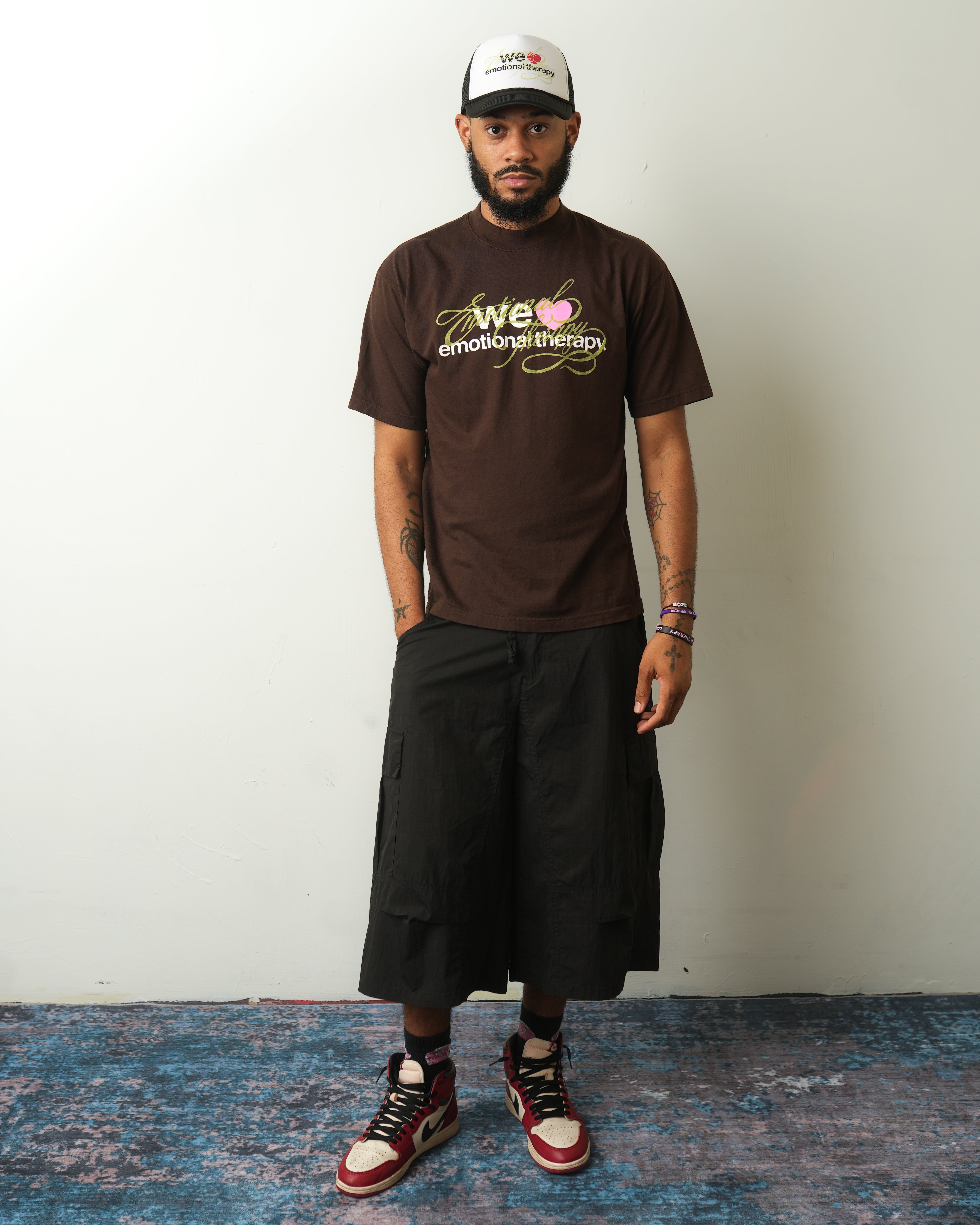 WE 🩷 EMOTIONAL THERAPY T-SHIRT (BROWN)